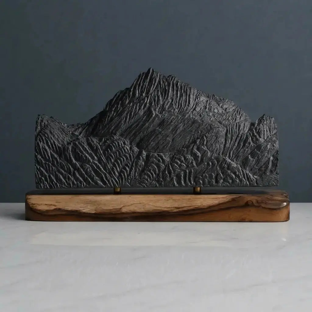 Puncak Jaya / Carstensz Pyramid Sculpture (Papua, Indonesia) Sculpted Peaks