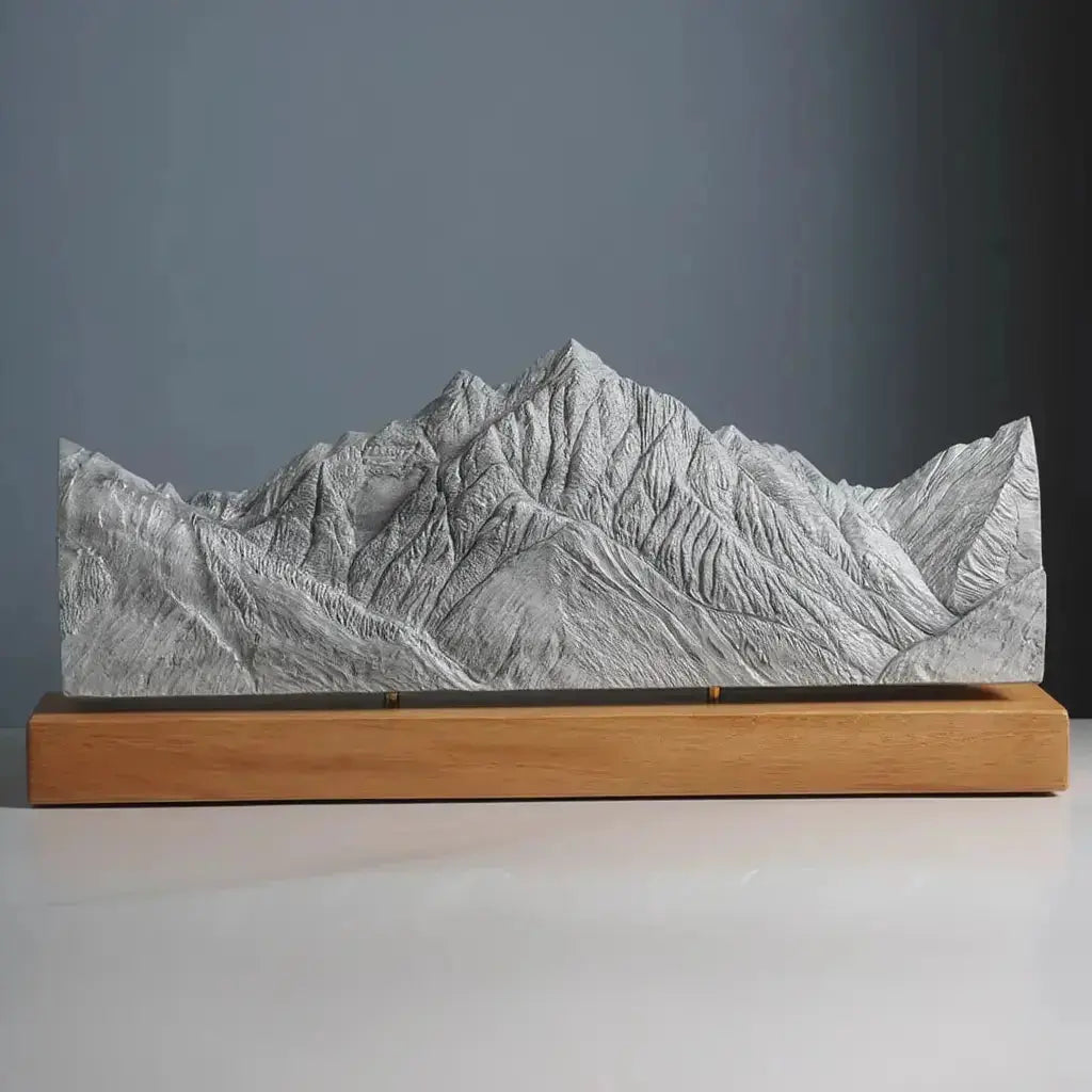Pyramid Peak Sculpture (Elk Mountains, Aspen, Colorado) Sculpted Peaks