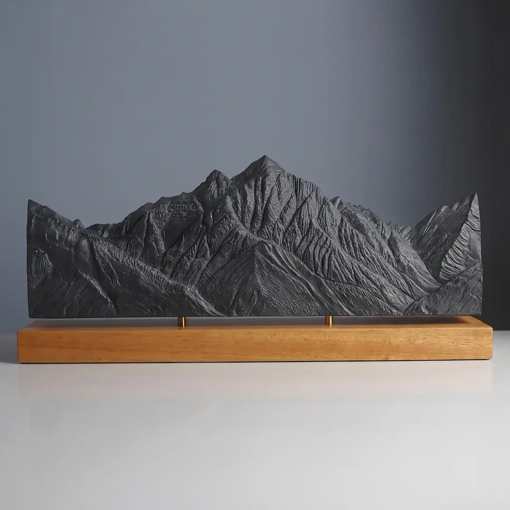 Pyramid Peak Sculpture (Elk Mountains, Aspen, Colorado) Sculpted Peaks