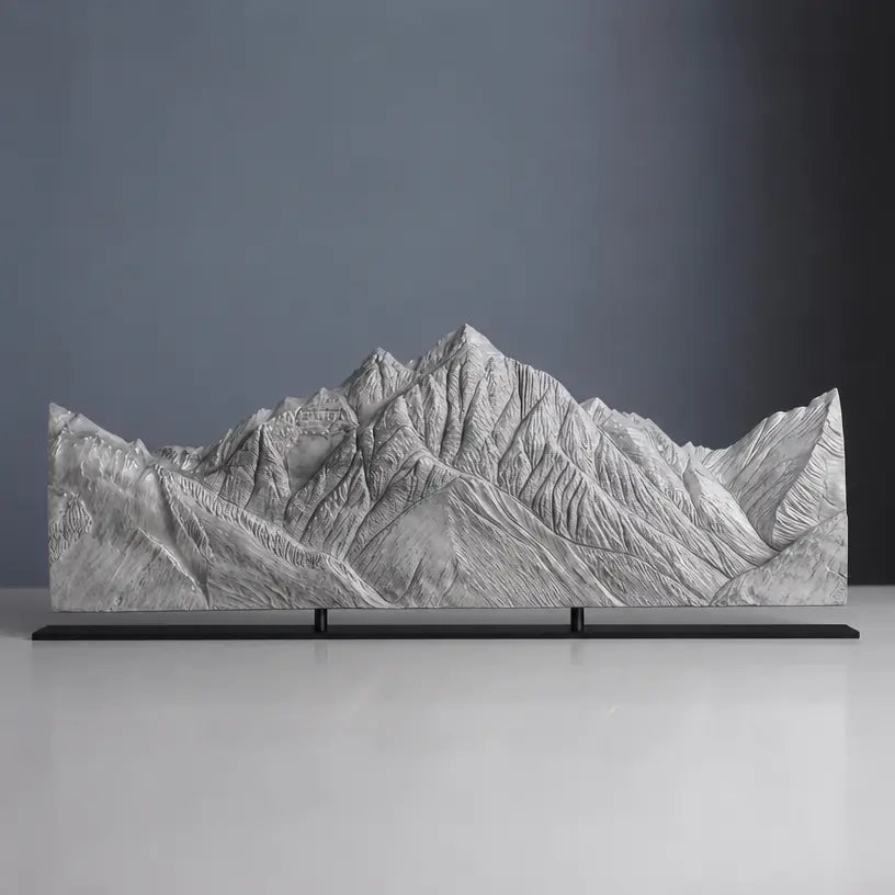 Pyramid Peak Sculpture (Elk Mountains, Aspen, Colorado) Sculpted Peaks