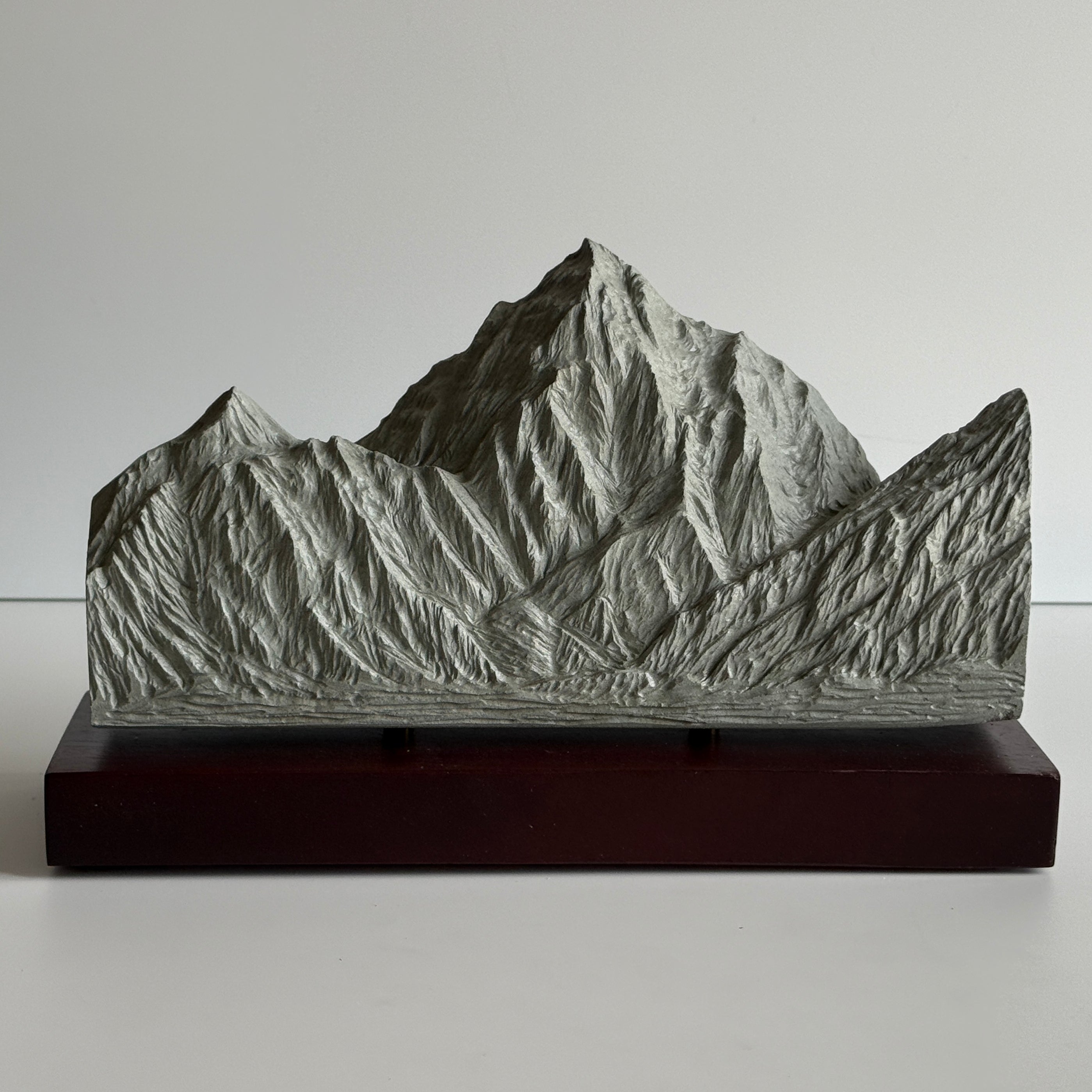 Sculpted Peaks Sculpture SMPL 125