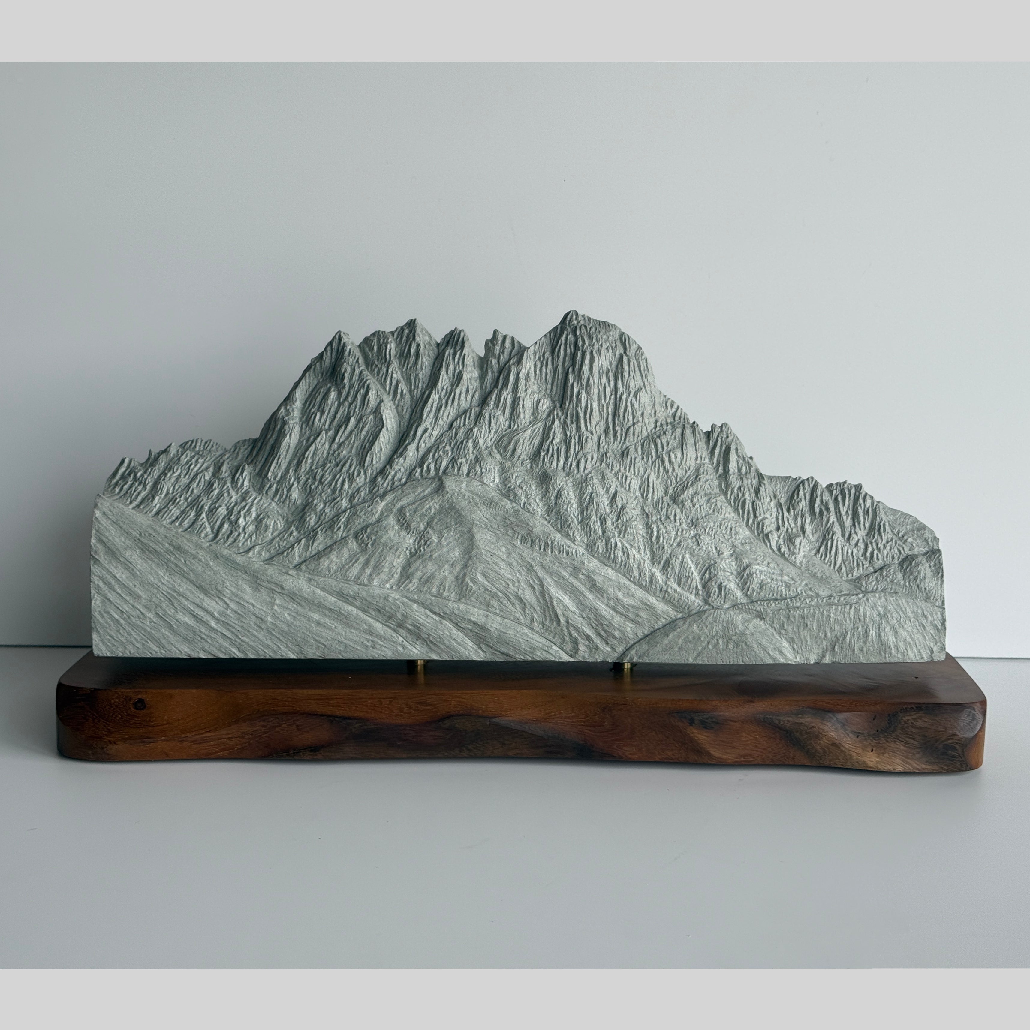 Sculpted Peaks Sculpture SMPL 137