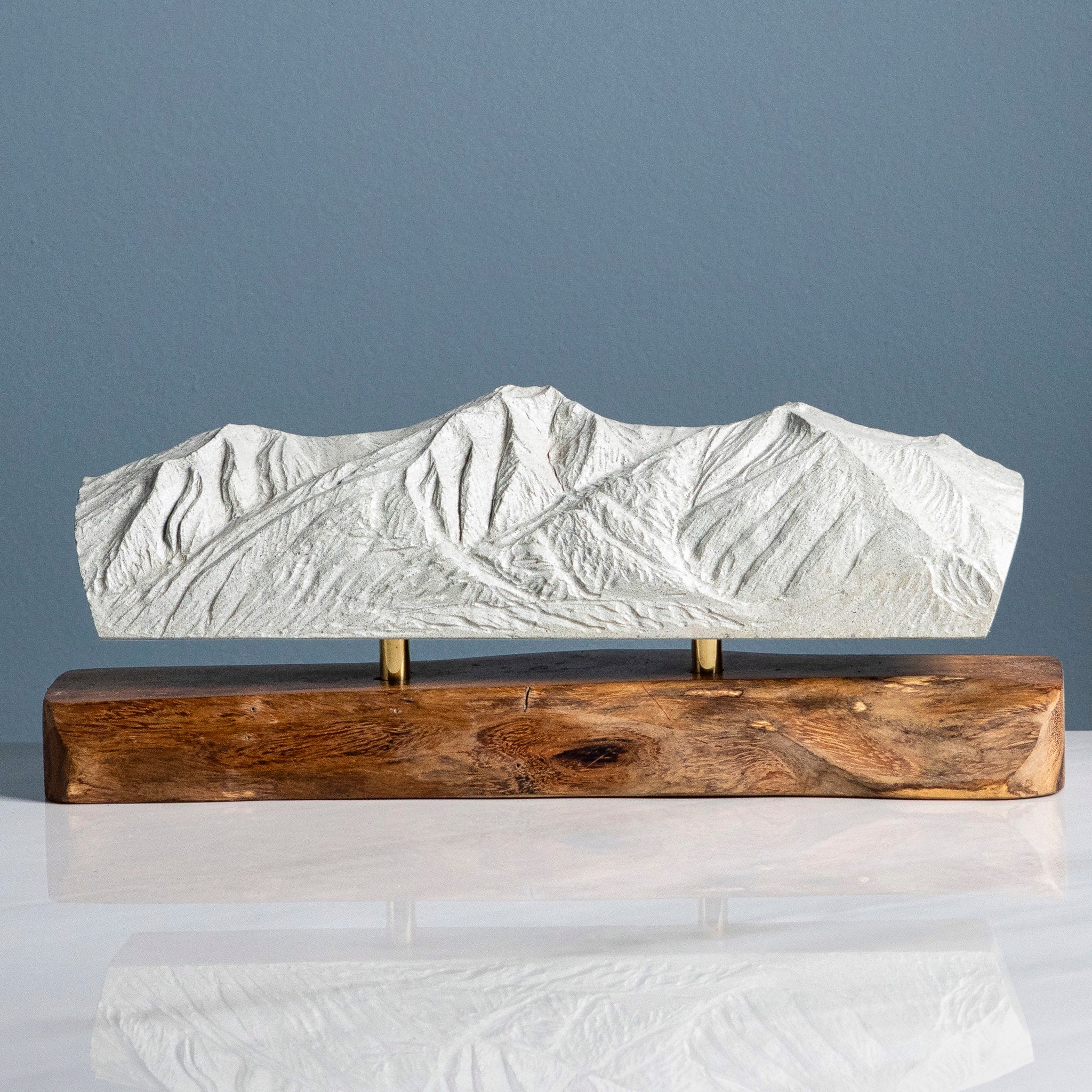 Sculpted Peaks Sculpture SMPL 56