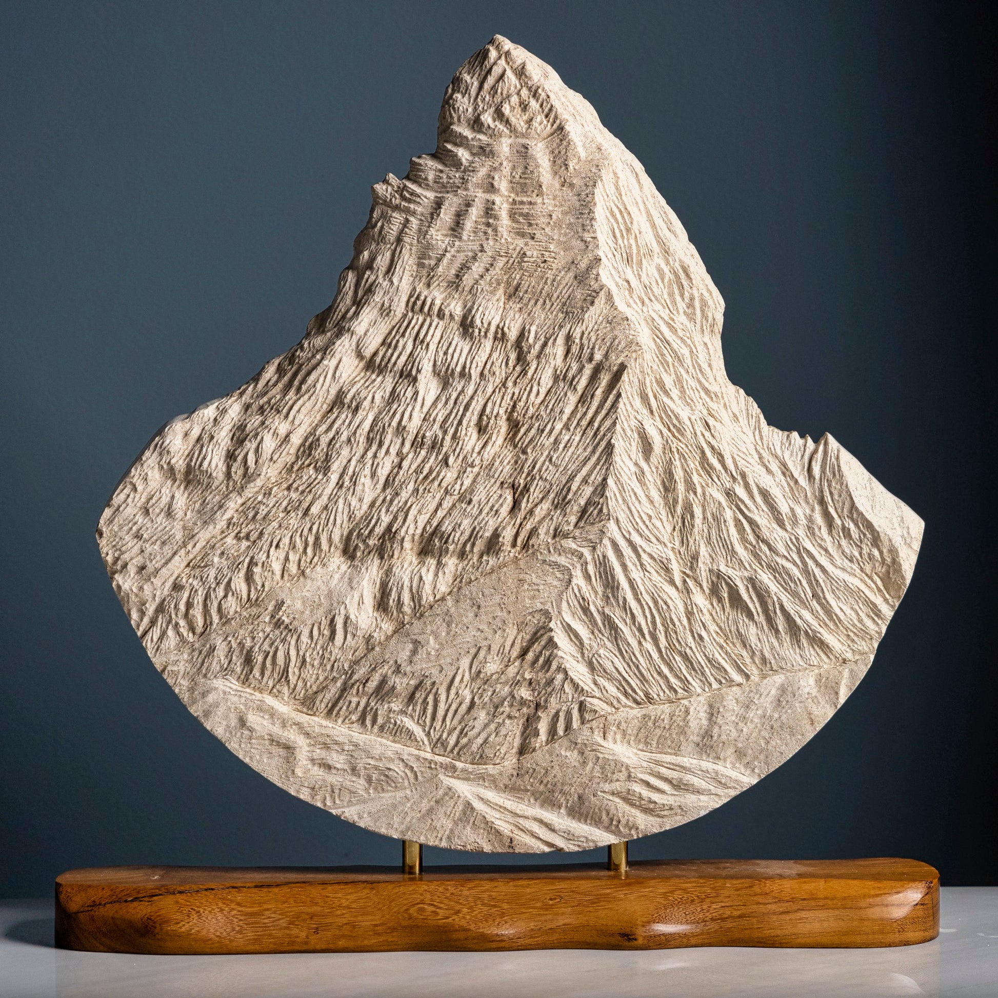 Sculpted Peaks Sculpture SMPL 75