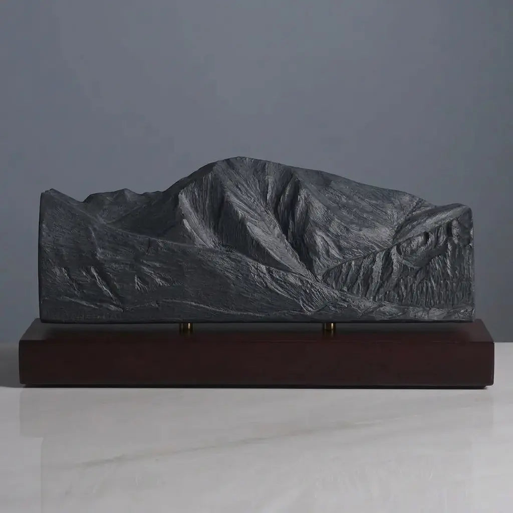 San Luis Peak Sculpture (San Juan Mountains, Colorado) Sculpted Peaks