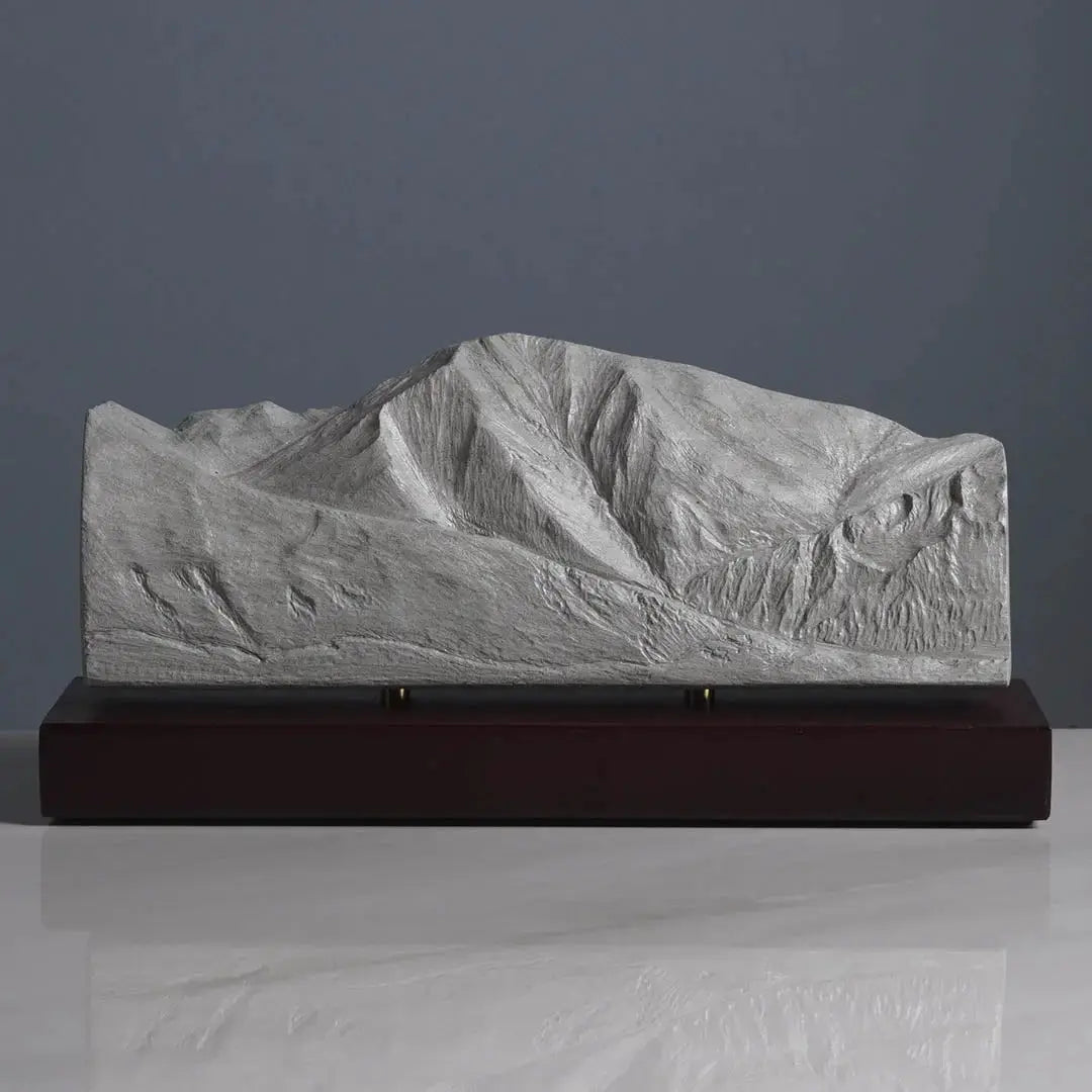 San Luis Peak Sculpture (San Juan Mountains, Colorado) Sculpted Peaks
