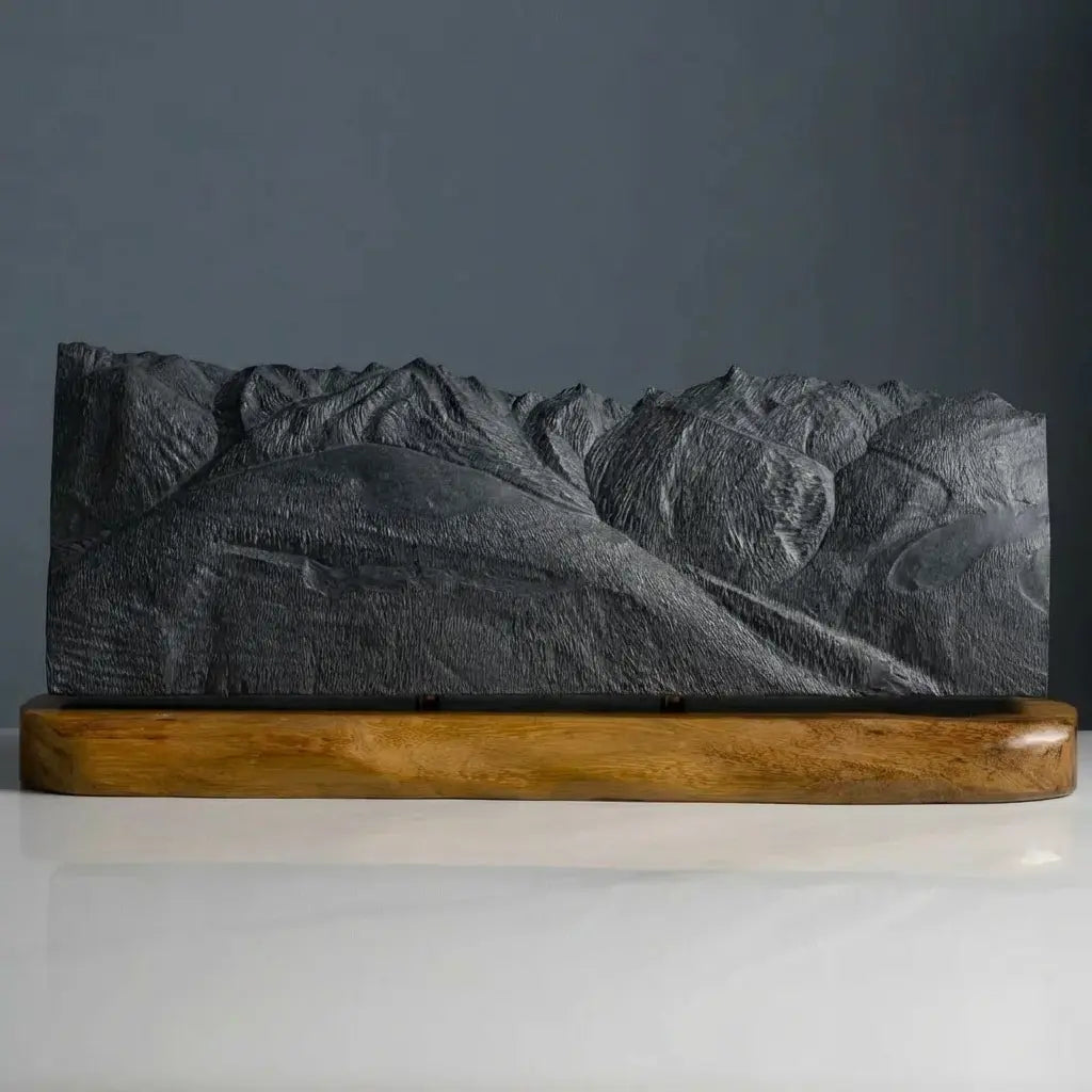 Sonnenberg Sculpture (Lahnbachspitze, Naturns, Italy) Sculpted Peaks