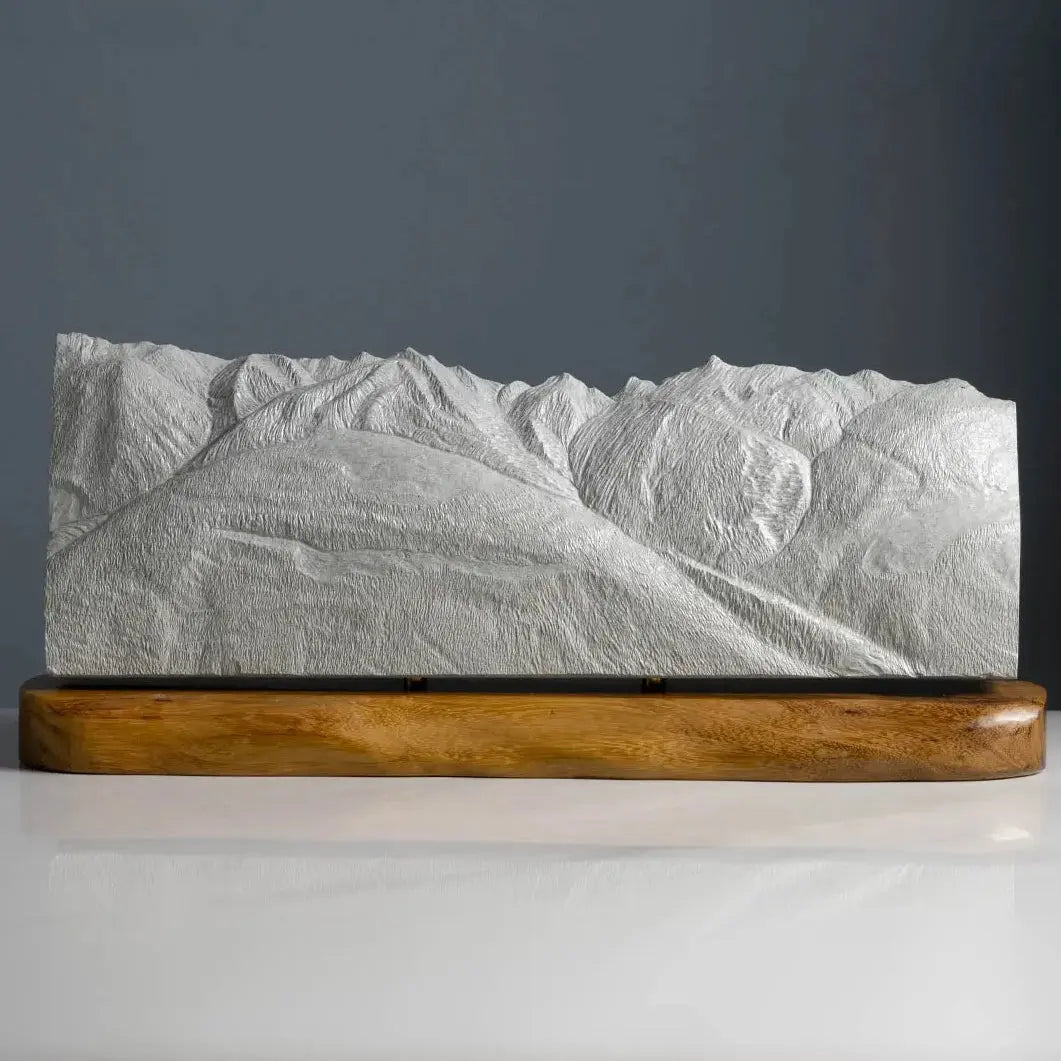 Sonnenberg Sculpture (Lahnbachspitze, Naturns, Italy) Sculpted Peaks