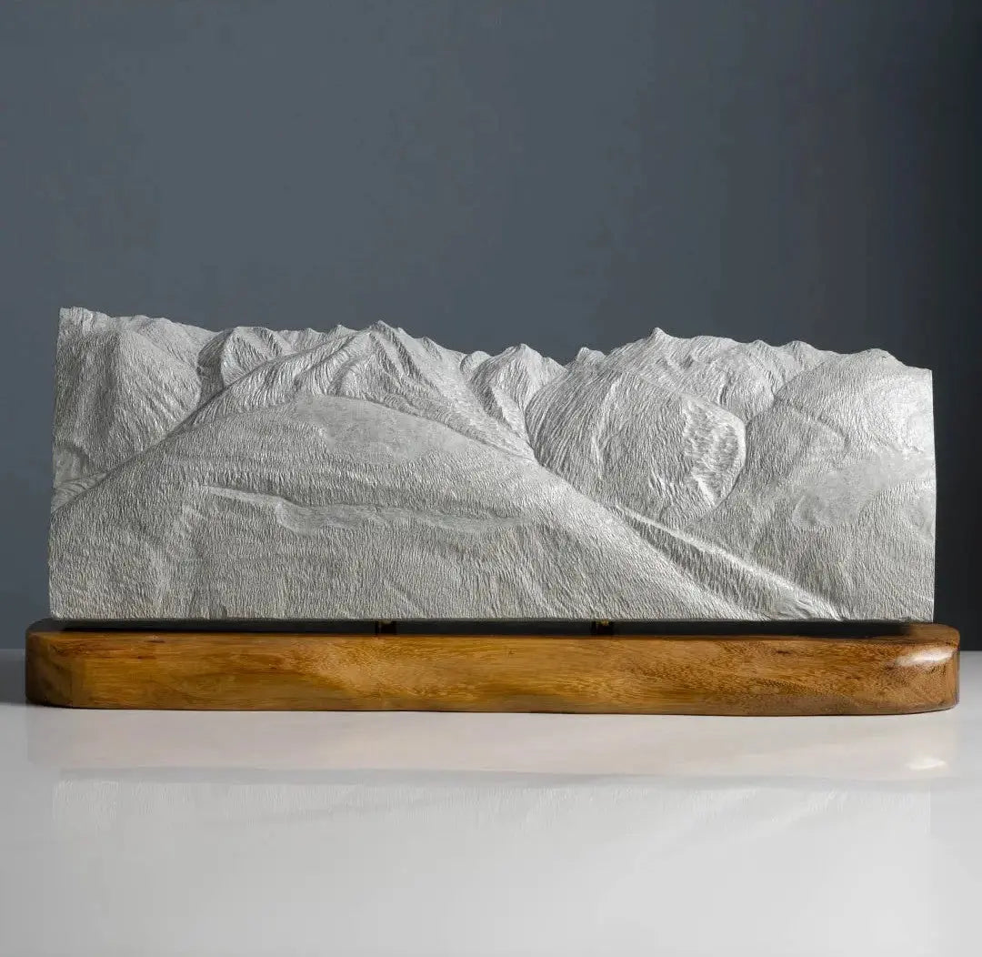 Sonnenberg Sculpture (Lahnbachspitze, Naturns, Italy) Sculpted Peaks