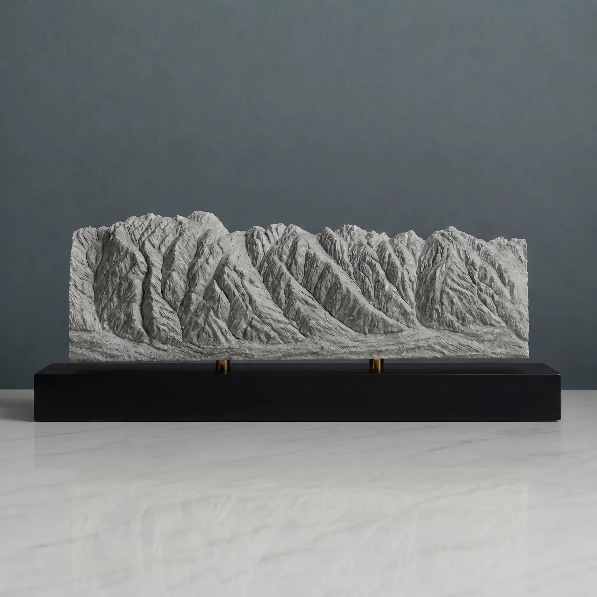 The Remarkables Sculpture (Lake Wakatipu, New Zealand) Sculpted Peaks