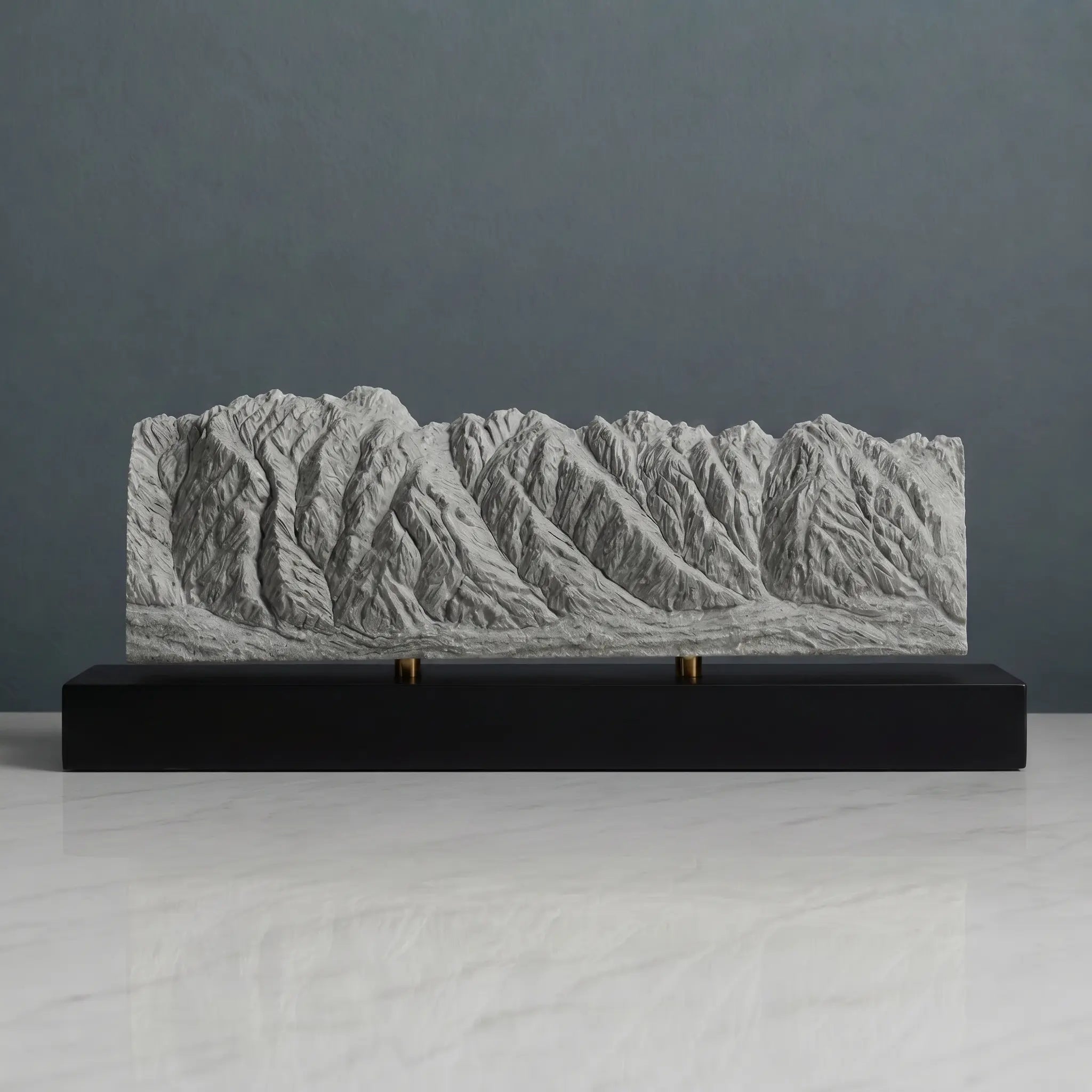 The Remarkables Sculpture (Lake Wakatipu, New Zealand) Sculpted Peaks