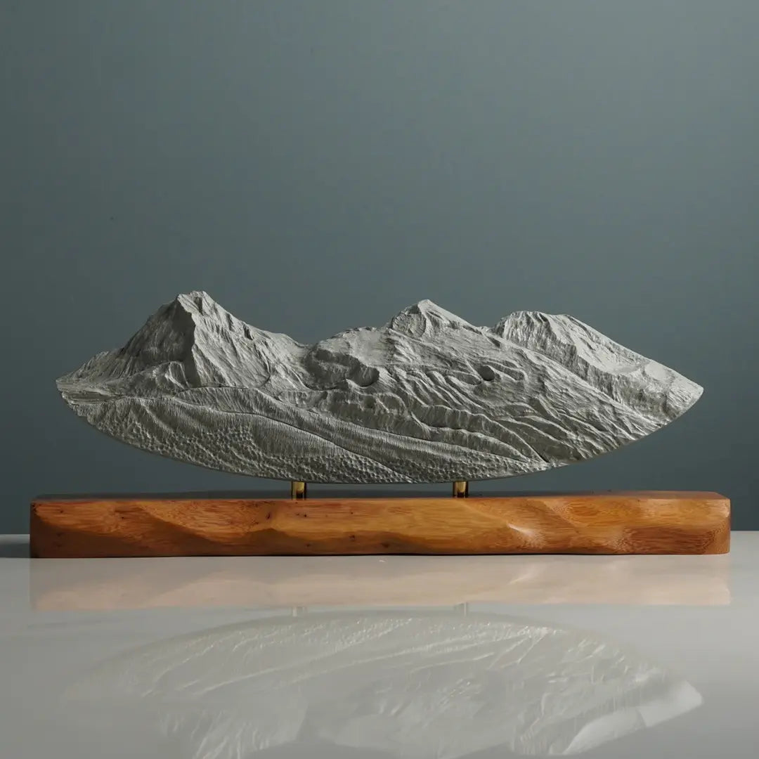 The Three Sisters Sculpture (West Face, Oregon) Sculpted Peaks