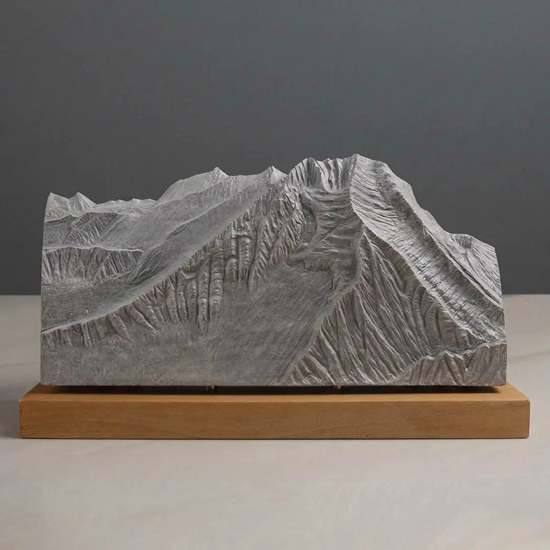Vinson Massif Sculpture (Ellsworth Mountains, Antarctica) Sculpted Peaks